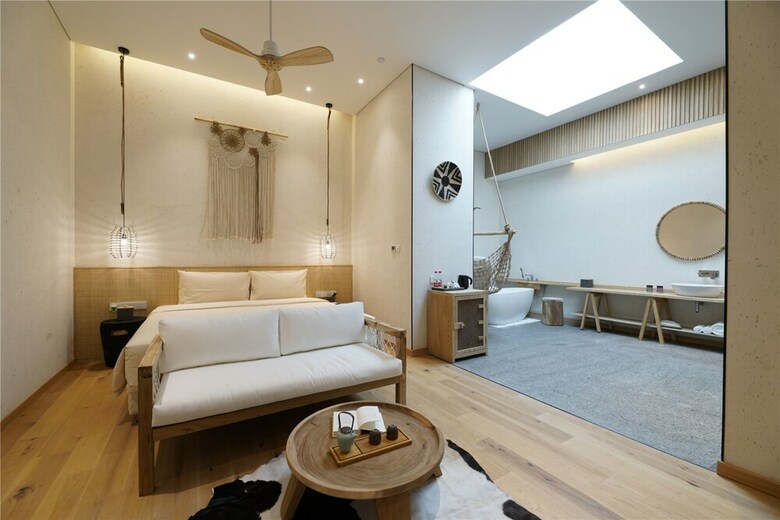 Moonlo Hotel