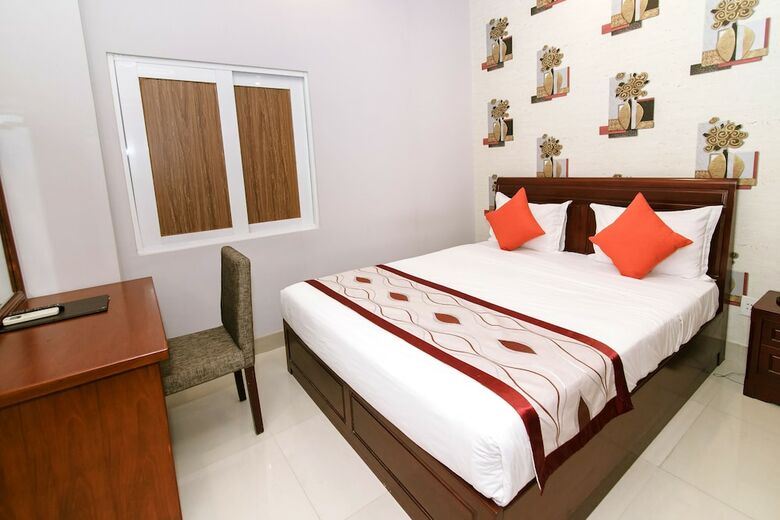 Long Bao Chau Hotel