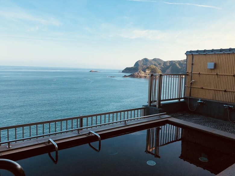 Hotel Shiroitodai