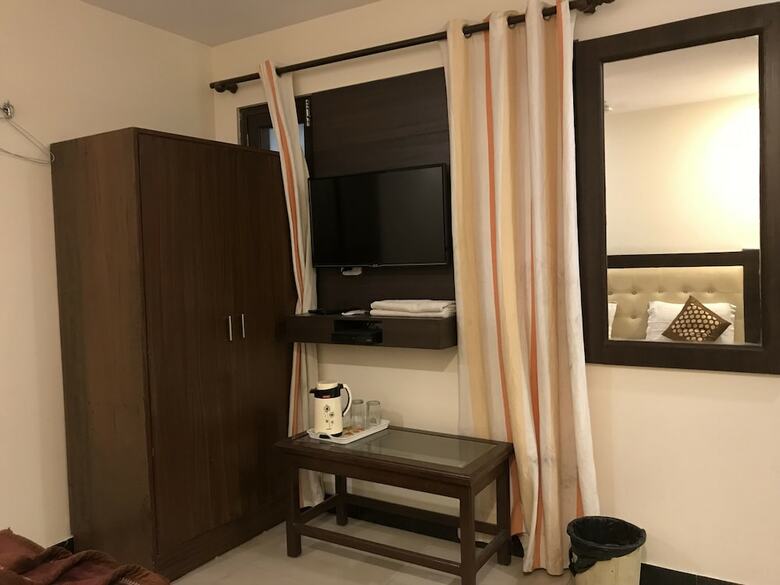 Hotel Avtar At New Delhi Railway Station