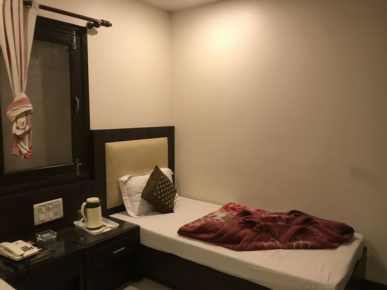 Hotel Avtar At New Delhi Railway Station