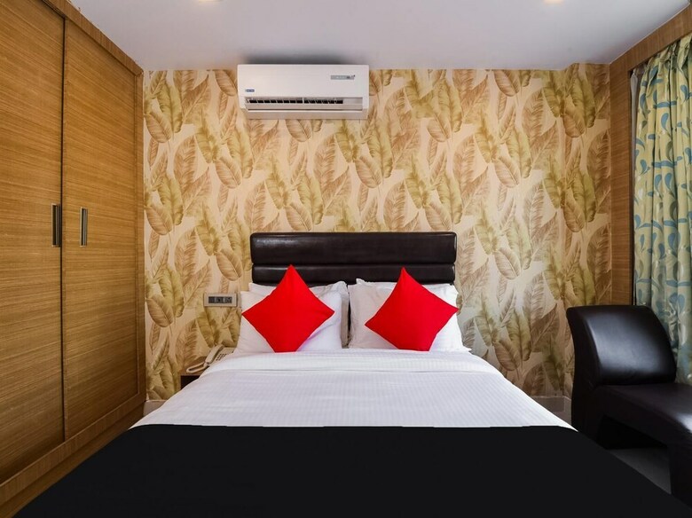 Rohini Jazz Hotel