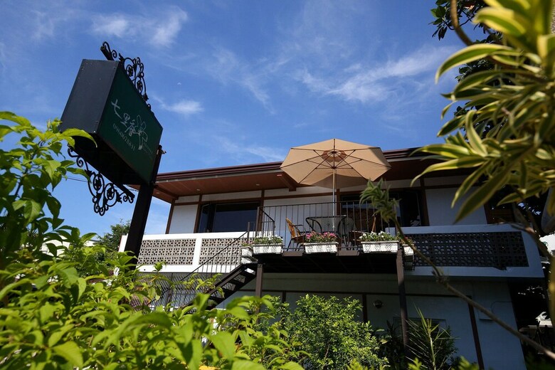 Jasmine Orange B&B