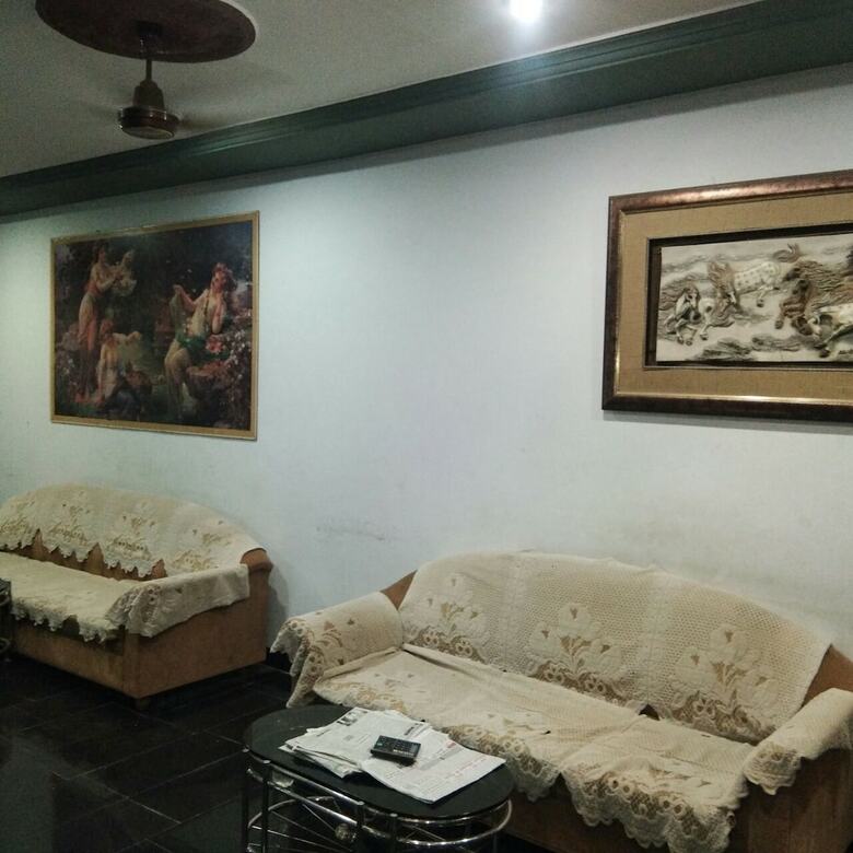 Hiriz Hotel Dollar