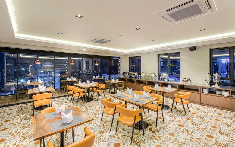 Pasteur 51 Hotel & Residences
