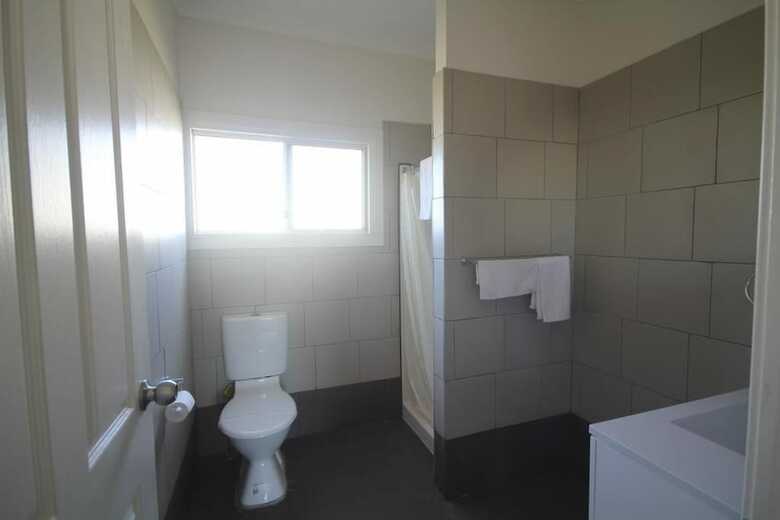Cabana Amaroo Resort
