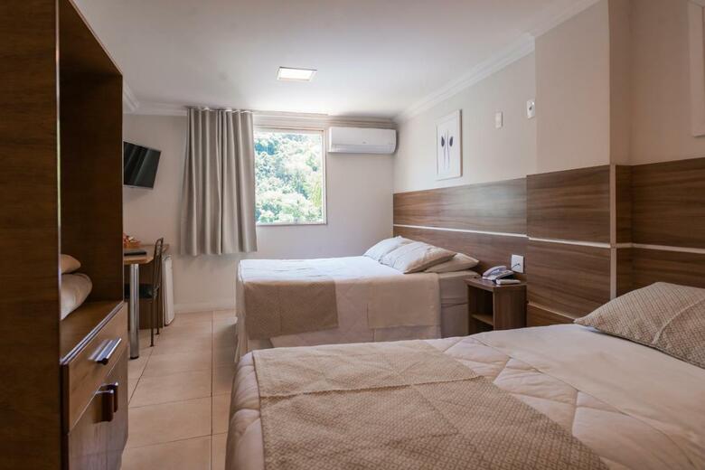 Hotel Serra Everest