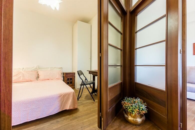 Porta Portese Apartment