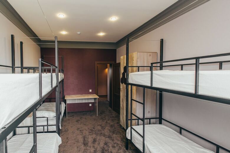 Hostal Karlson - Hostel