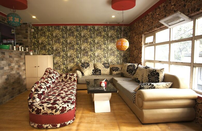 Hotel Oyo 200 Tibet Peace Guest House
