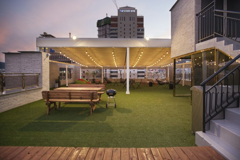 Busanjin Brown-dot Hotel