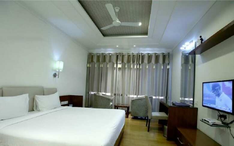 Hotel Royal Inn