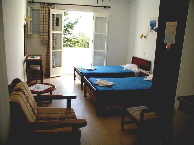 Apartamentos Elena Studios And Suites
