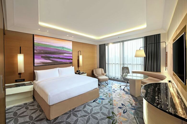 Hotel Doubletree By Hilton Ahmedabad
