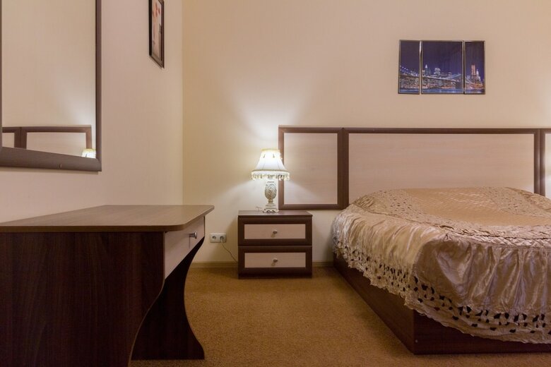 Hotel Oasis In Forest