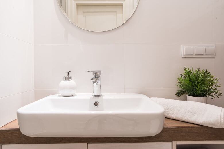 Rentplanet - Apartament Aria?ska 13