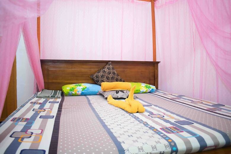 Bed & Breakfast Soul Mates