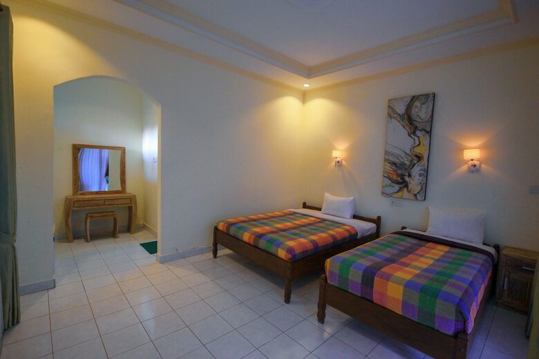 Hotel Pramewari Homestay