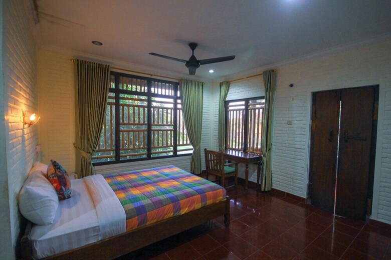Hotel Pramewari Homestay