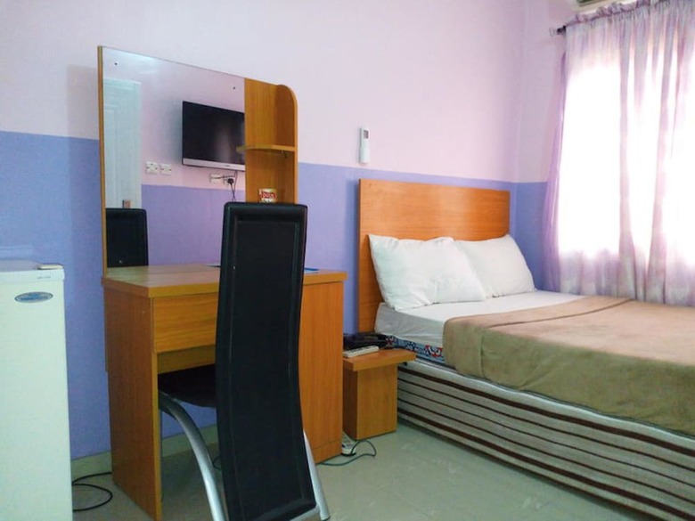 Link Majestic B2 Suites And Hotel