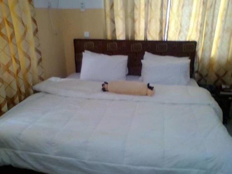 Link Majestic B2 Suites And Hotel