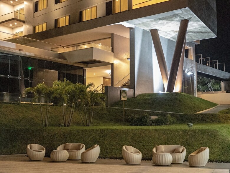 Hotel Acantilados