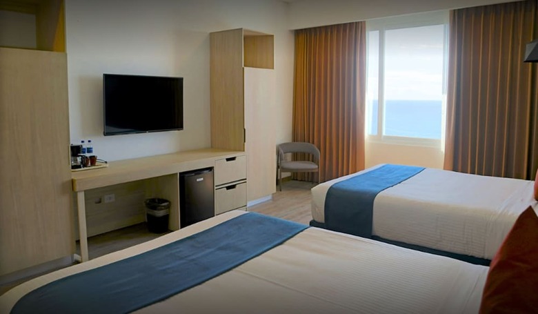 Hotel Acantilados