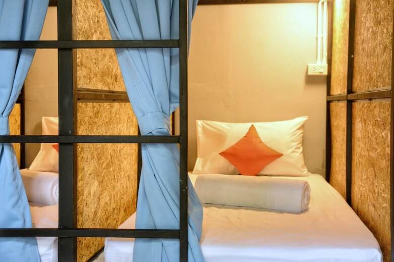 Hostal Sleepy Station - Hostel