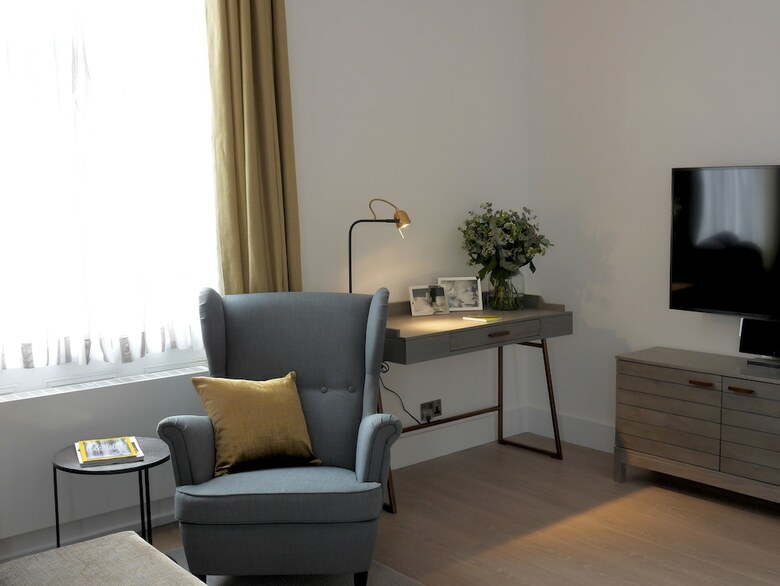 Hotel Nevern Place By Supercity Aparthotels
