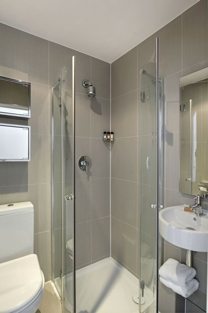 Hotel Nevern Place By Supercity Aparthotels