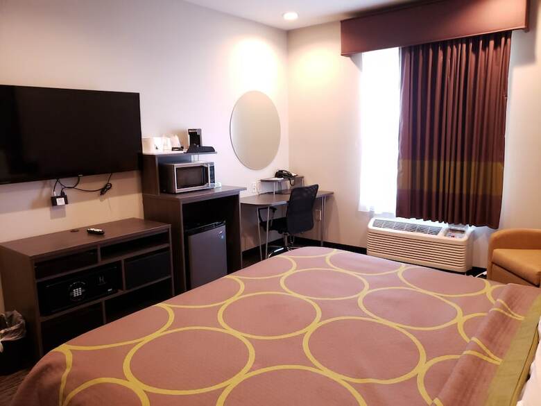 Hotel Super 8 By Wyndham St. Louis North