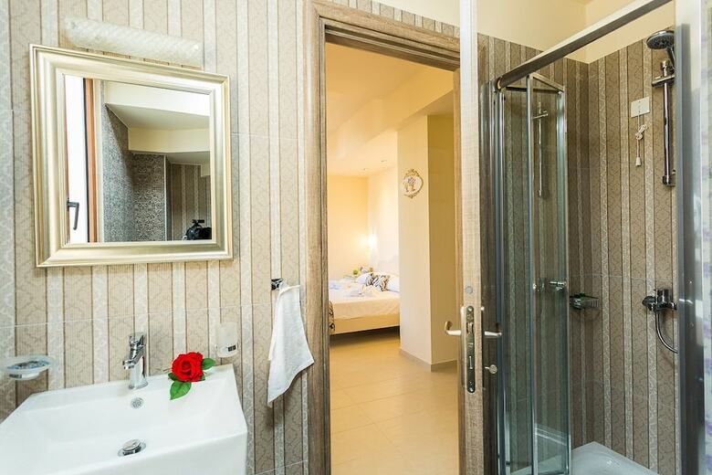 Polyxenia Boutique Hotel
