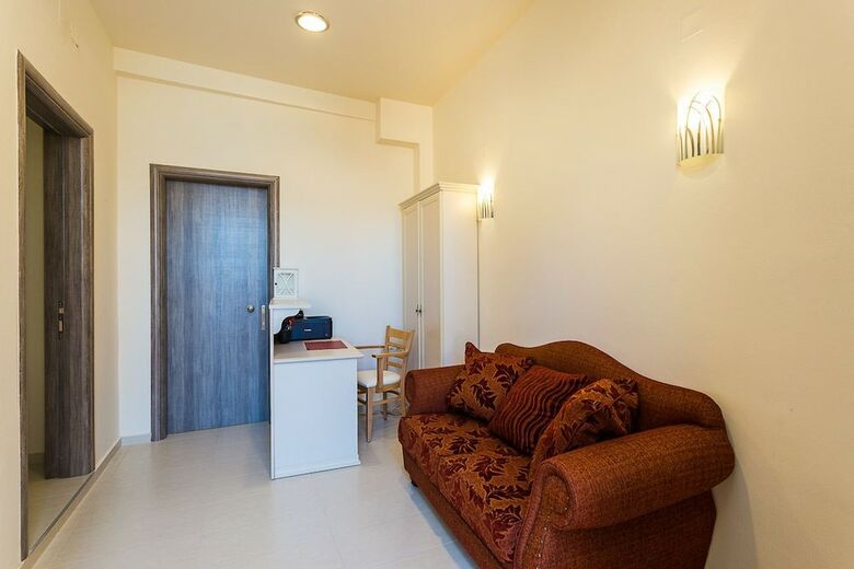 Polyxenia Boutique Hotel