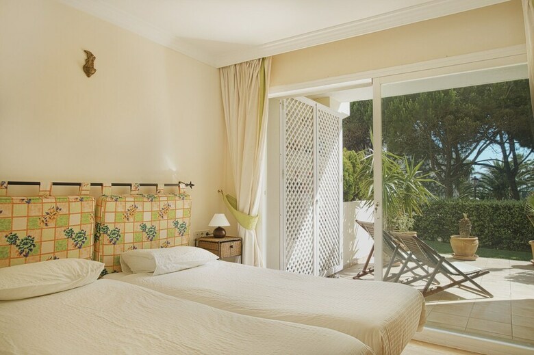 Apartamentos Hacienda Playa By Caleta Homes