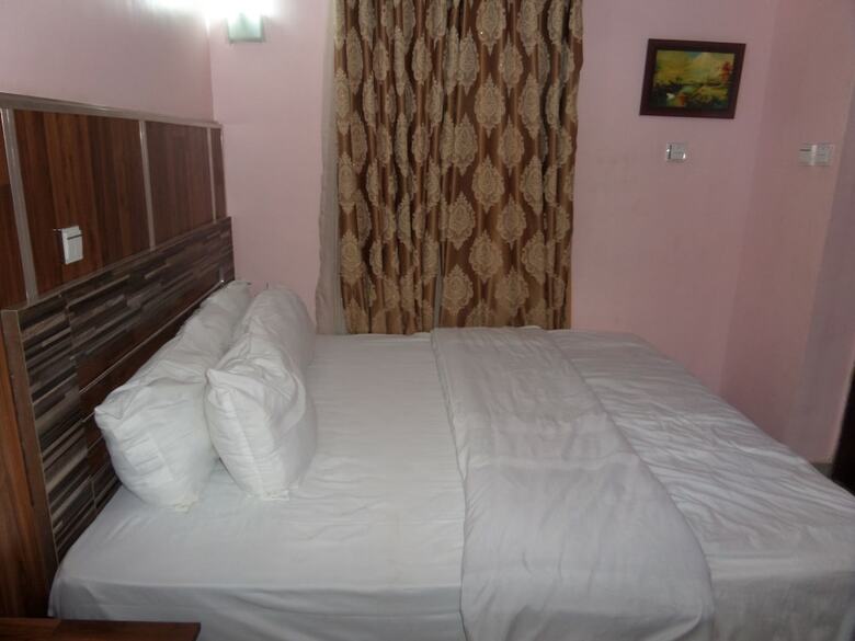 Hotel Shuallson Villa
