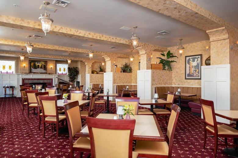 Historic Hotel Condon