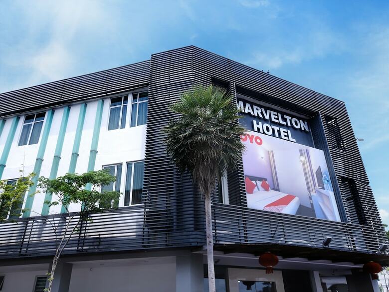 Oyo 442 Marvelton Hotel