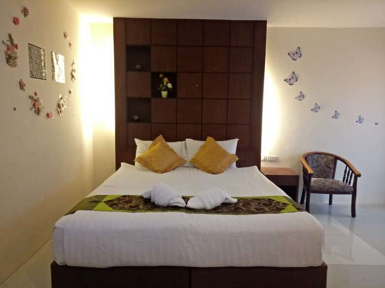 Hotel 7 Sky Residency