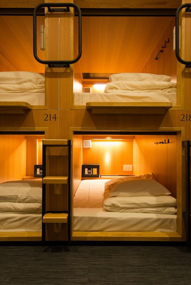 Tsukimi Hotel