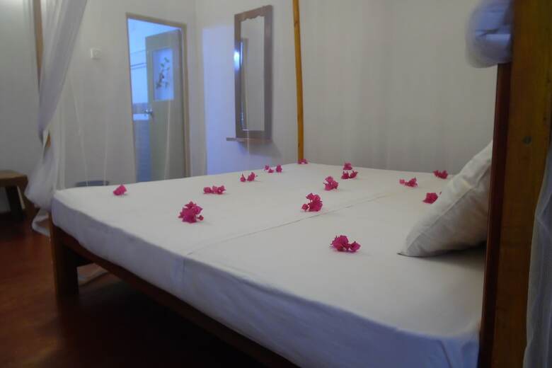 Hotel Sea Breeze Inn