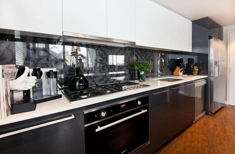 Apartamentos Um616 Sleek Split Level City Oasis In Ultimo
