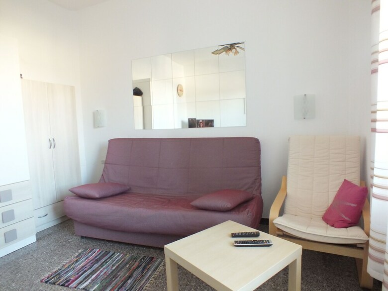 Apartamentos Estudio La Mas�a - A168