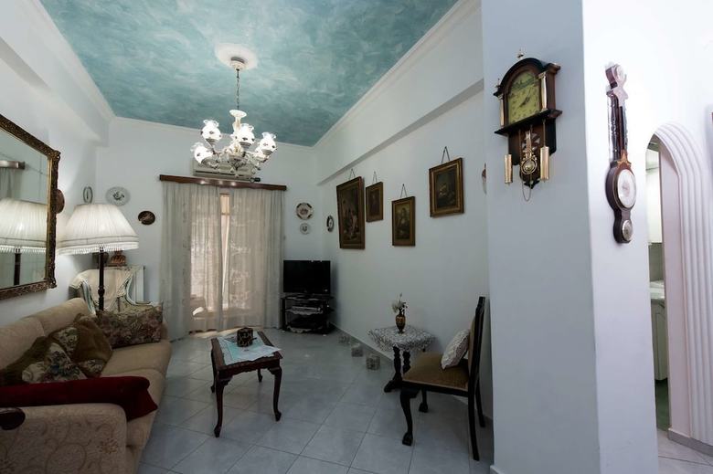 Garden Central Athinian Apartments