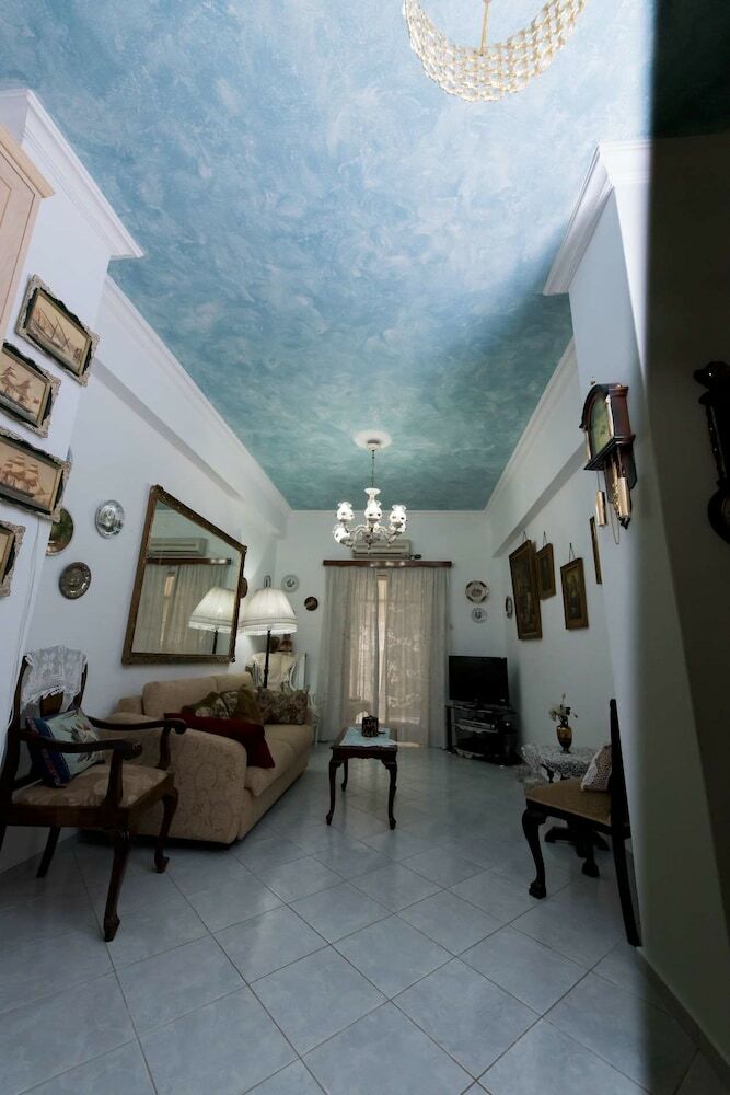 Garden Central Athinian Apartments