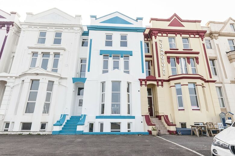 Five Way Apartments