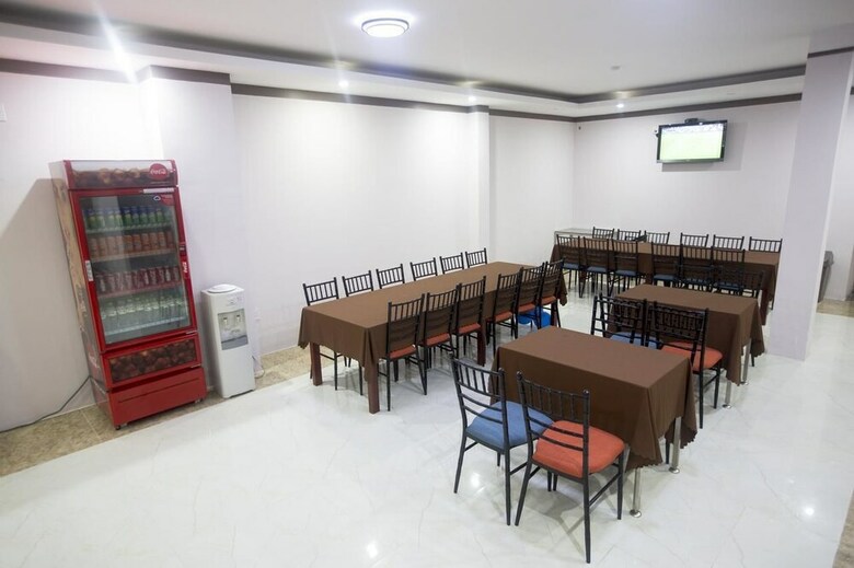 Qami Hotel