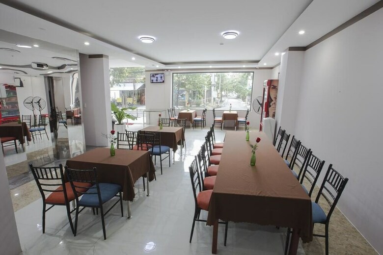 Qami Hotel