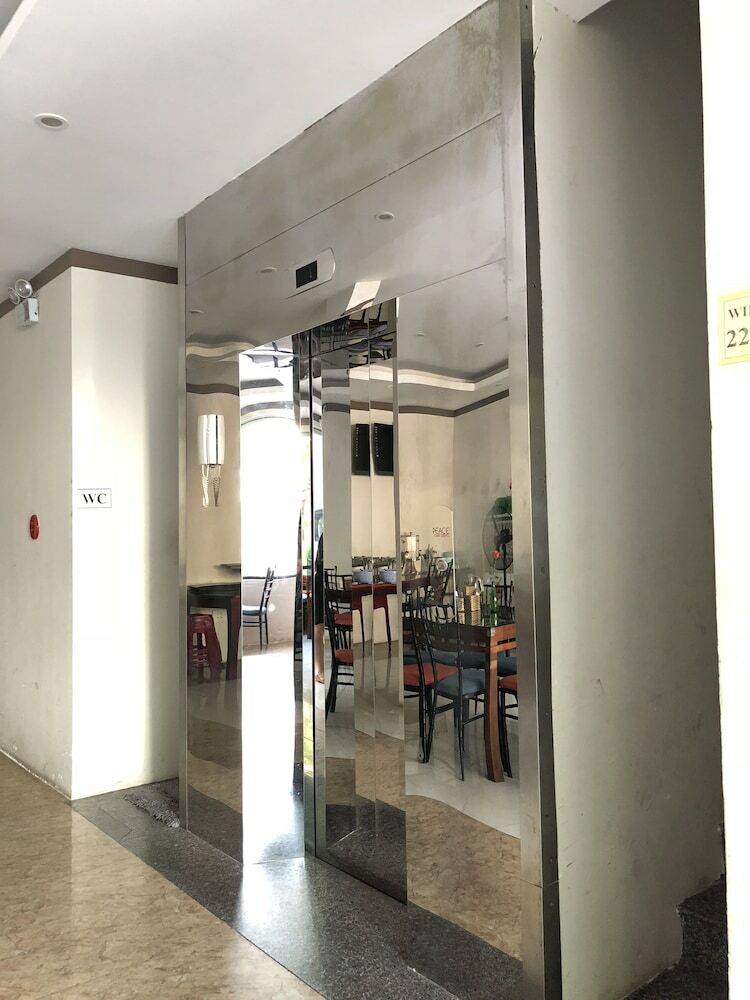 Qami Hotel