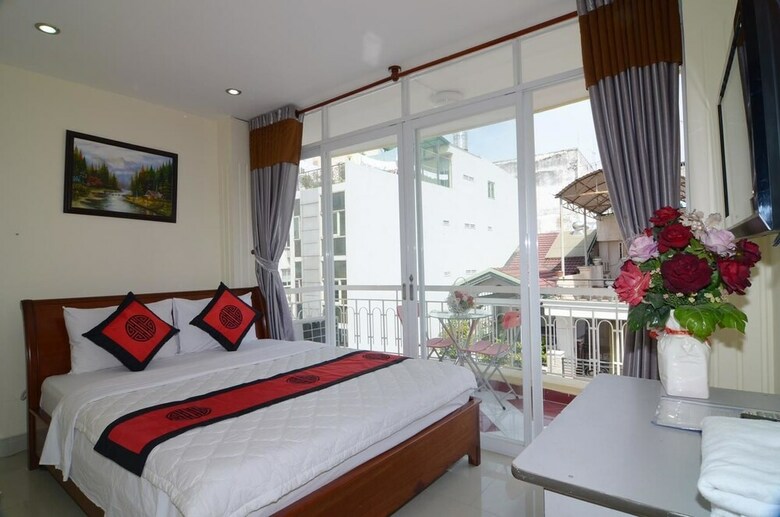 Hotel Reddoorz Plus @ Pham Ngu Lao 2