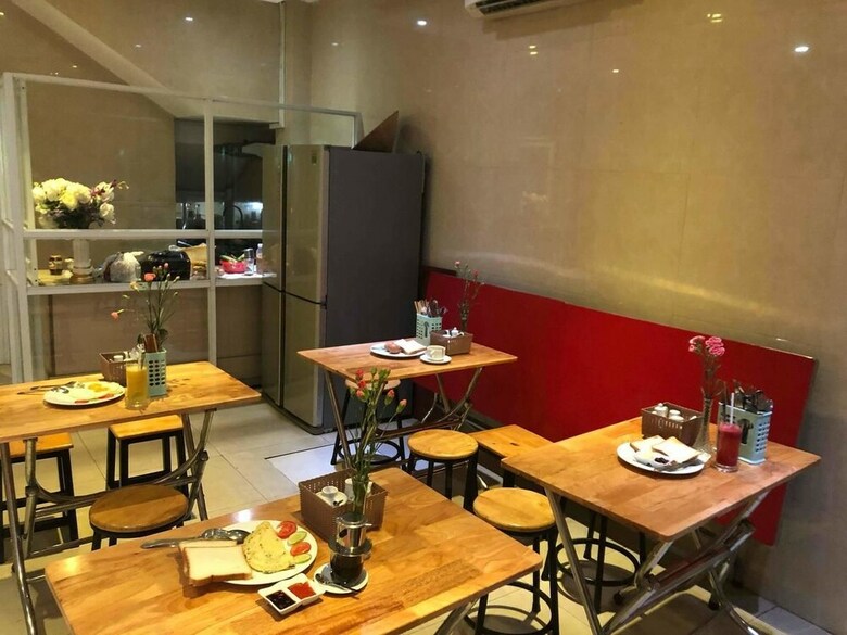 Hotel Reddoorz Plus @ Pham Ngu Lao 2